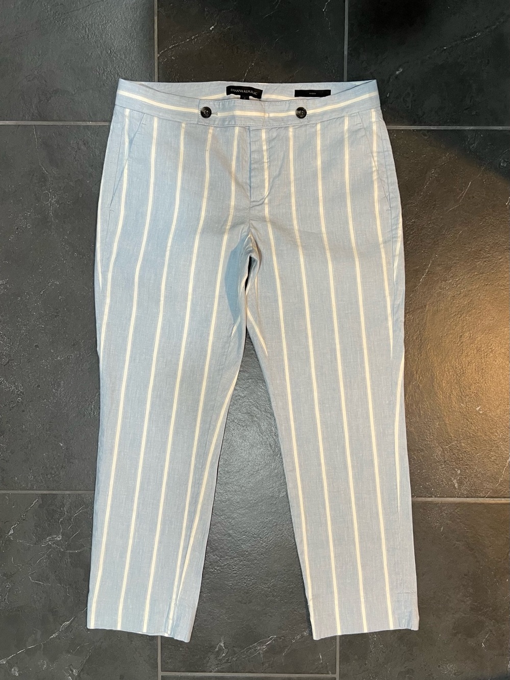 Banana Republic Light Blue & White Vertical Stripe cropped trousers